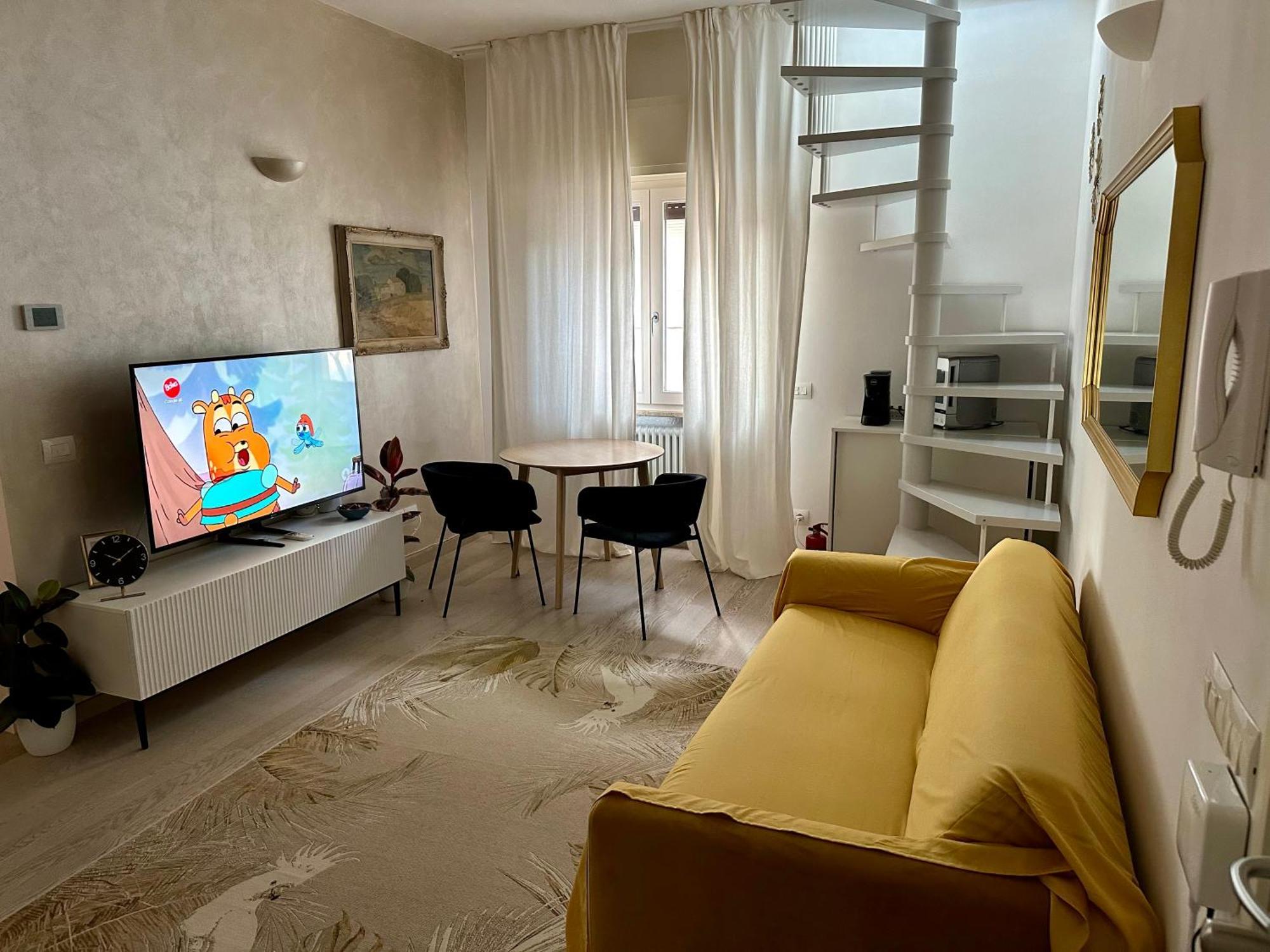 Rooftop-Marinacentro-Unique-Beach-Fun-Smart-Loveapt-Train-Park ريميني المظهر الخارجي الصورة